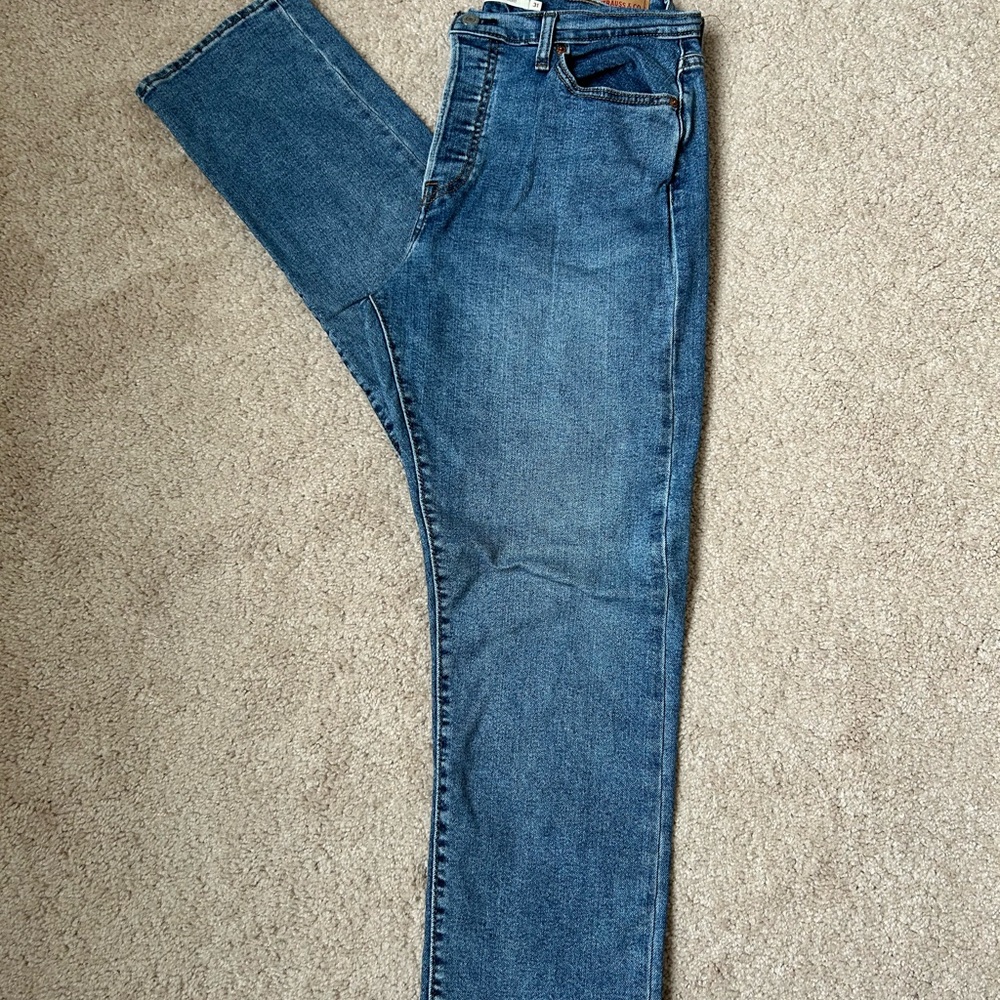 Women’s Levi’s Wedgie Straight Jeans